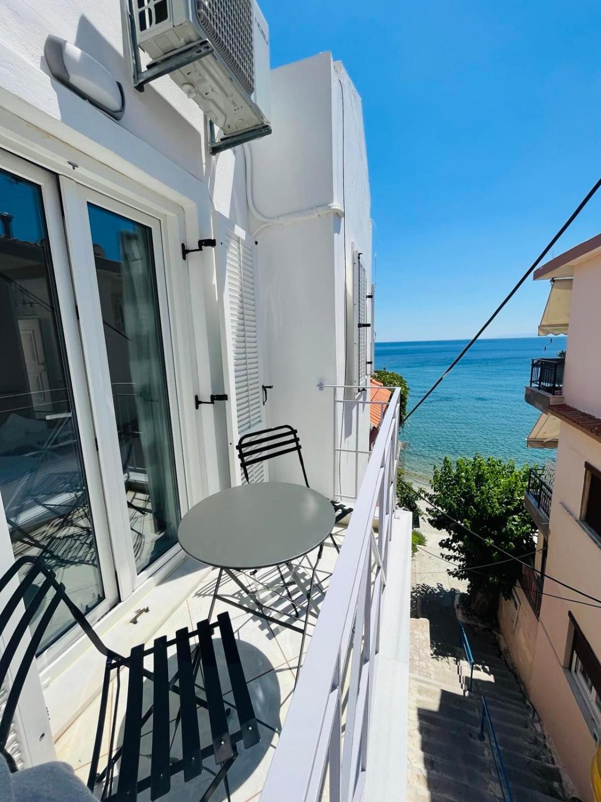 Apartment Ammoudeli *
